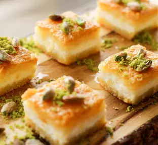 Browse Our Latest Sweet Moments on Instagram - 巅峰国际